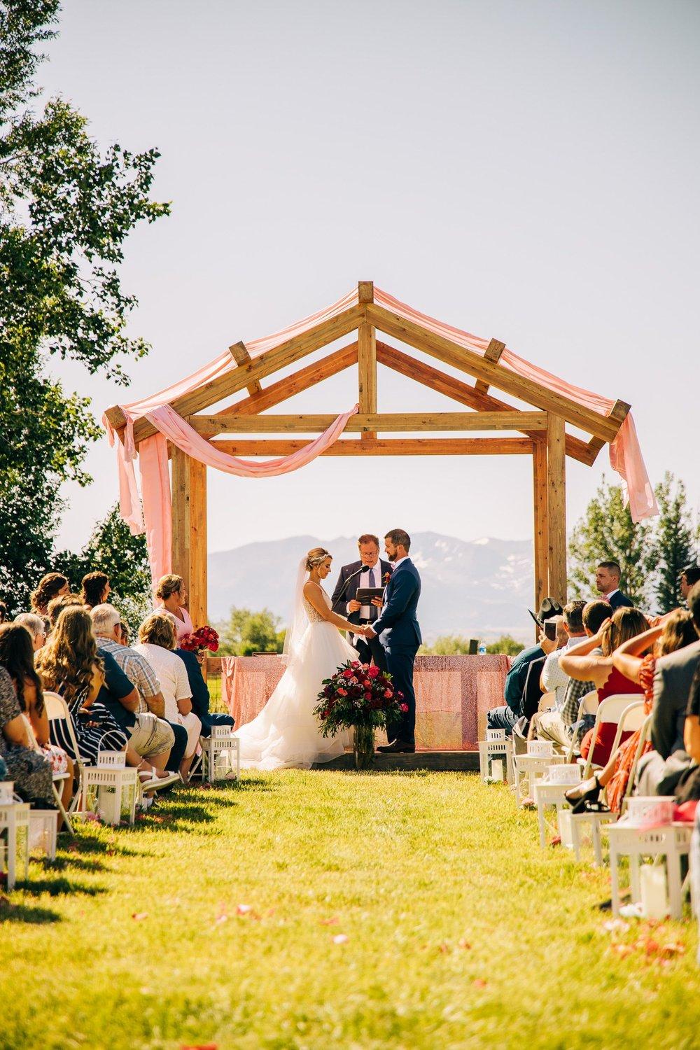 carousel-hero-element image-3